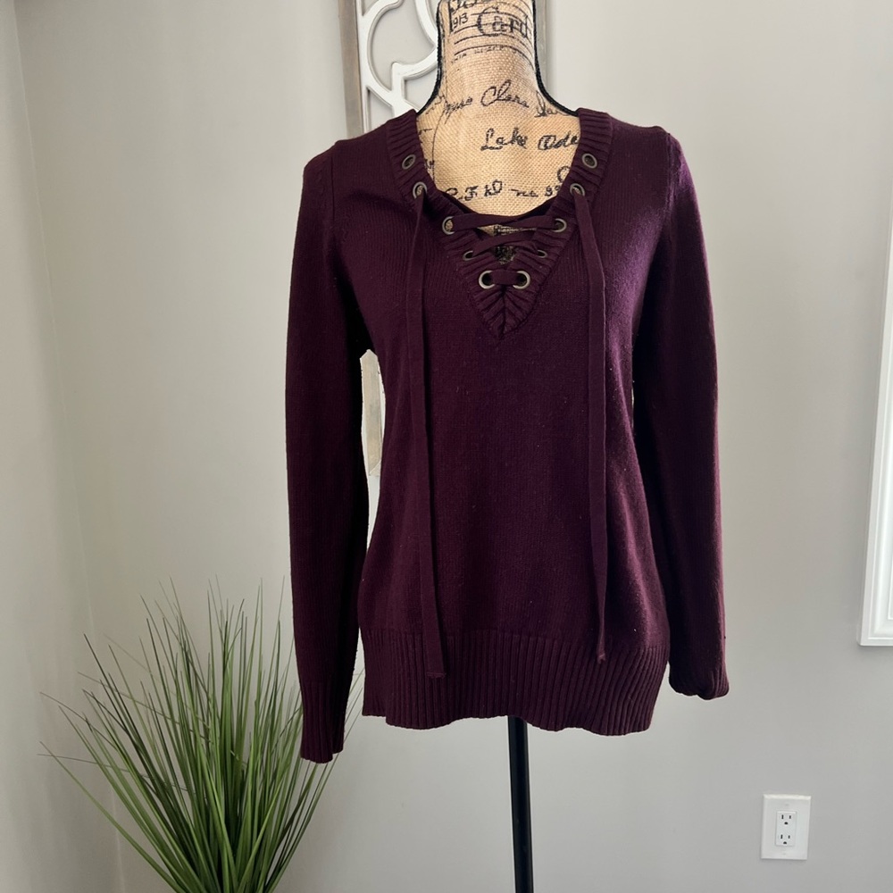 NY&Co Sweater